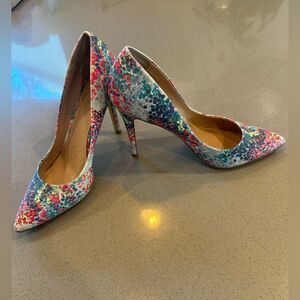 Charles David Pact Pump, Blossom Print Smooth Women's Size 8M
